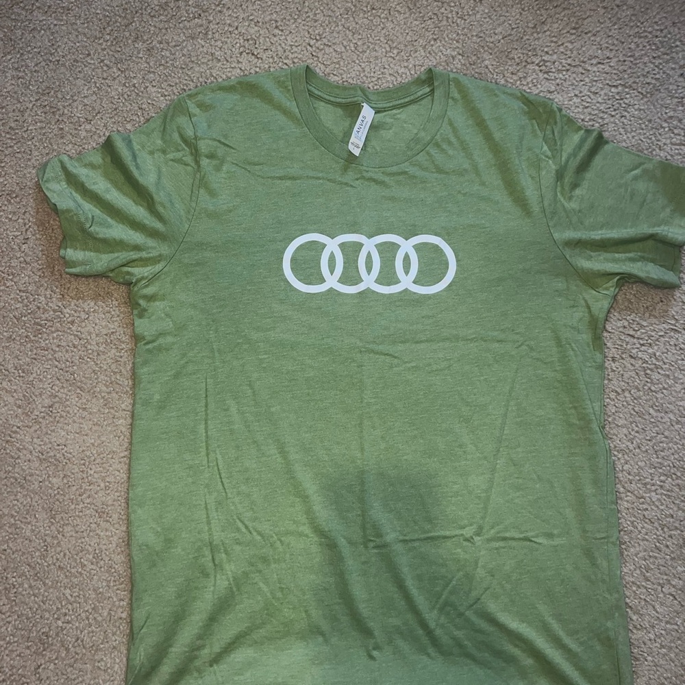 Audi Green Men's Short Sleeve T-Shirt